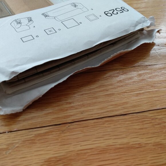 Sofa Slipcovers and Pillows Sewing Pattern Simplicity 9529 Classic Home UNCUT - Picture 6 of 9